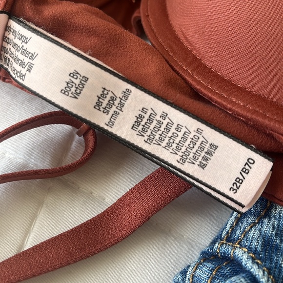 Victoria’s Secret Body Prefect Shape Bra‎ 32b - Picture 5 of 5